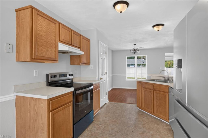 Photo 6 of 28 residential for sale in Chesapeake virginia Photo 6 of 28 residential for sale in Chesapeake virginia