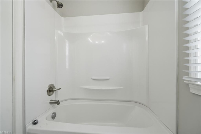 Photo 21 of 43 residential for sale in Virginia Beach virginia