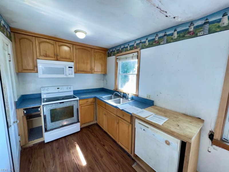 Photo 6 of 12 residential for sale in Norfolk virginia Photo 6 of 12 residential for sale in Norfolk virginia