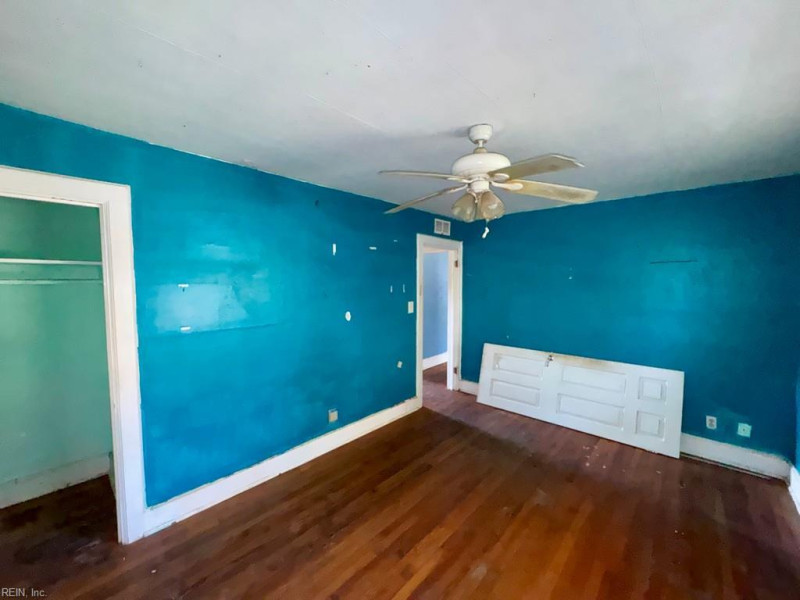 Photo 8 of 12 residential for sale in Norfolk virginia Photo 8 of 12 residential for sale in Norfolk virginia