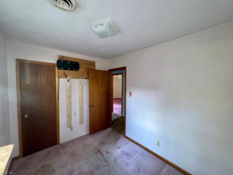 Photo 10 of 16 residential for sale in Chesapeake virginia Photo 10 of 16 residential for sale in Chesapeake virginia