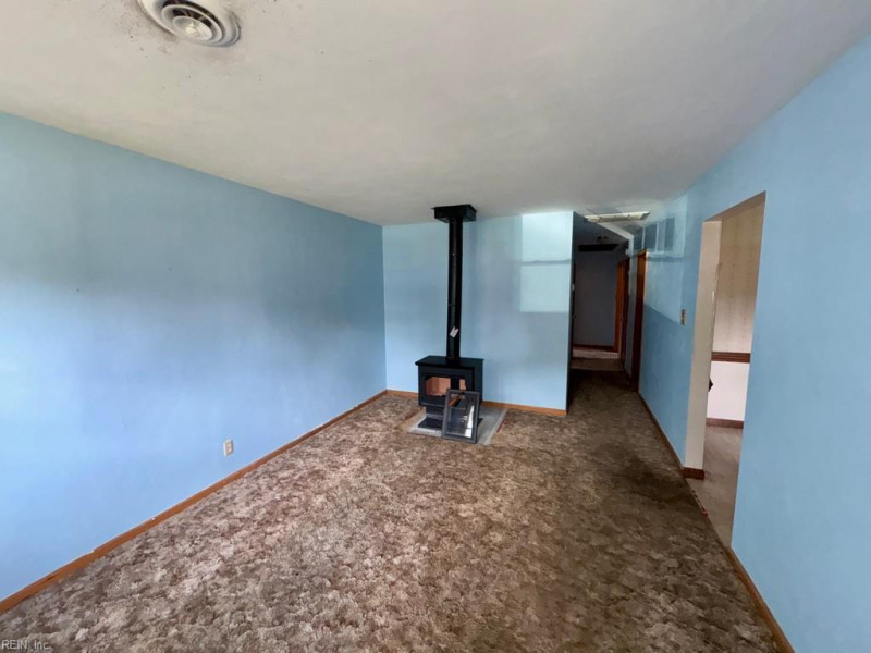 Photo 3 of 16 residential for sale in Chesapeake virginia Photo 3 of 16 residential for sale in Chesapeake virginia
