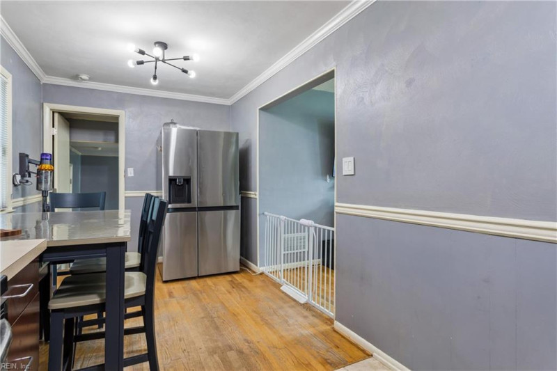 Photo 10 of 38 residential for sale in Chesapeake virginia
