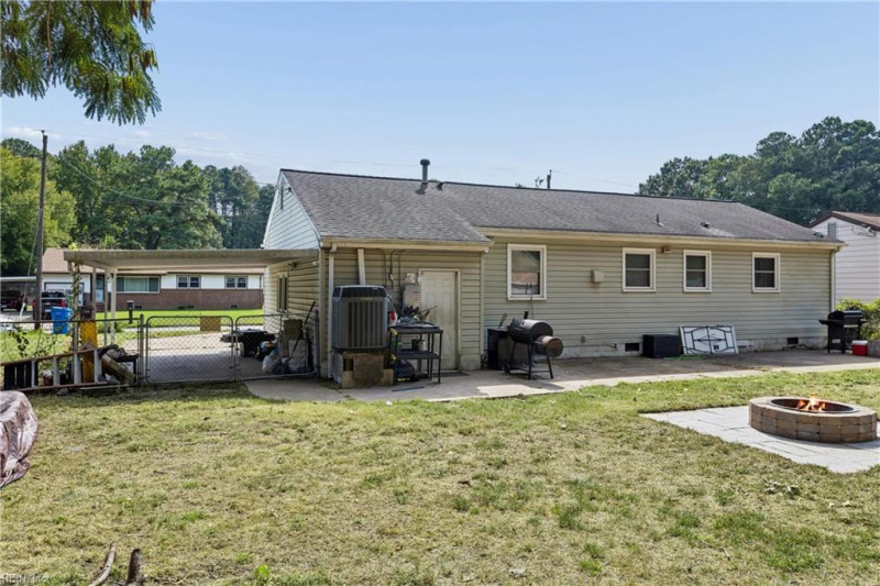 Photo 26 of 38 residential for sale in Chesapeake virginia