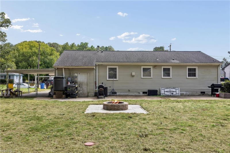 Photo 27 of 38 residential for sale in Chesapeake virginia