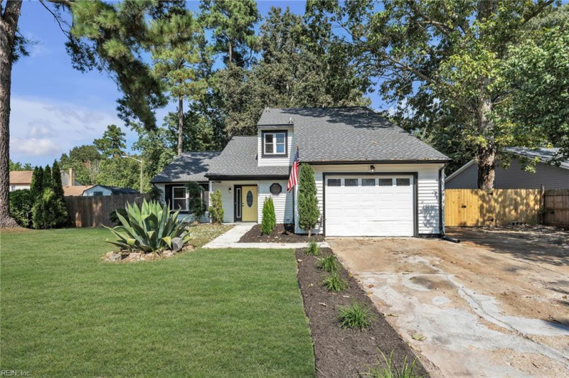 Photo 3 of 50 residential for sale in Virginia Beach virginia
