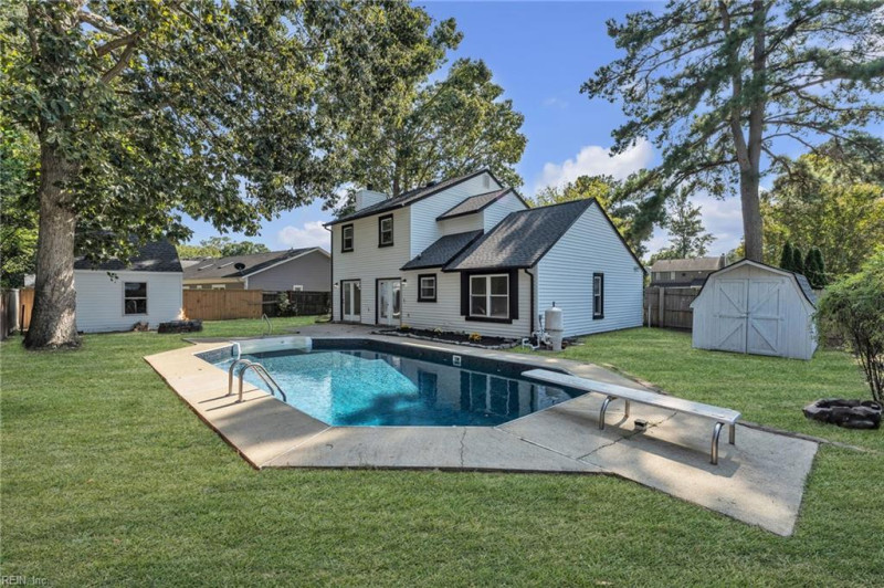 Photo 4 of 50 residential for sale in Virginia Beach virginia