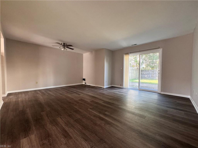 Photo 9 of 12 residential for sale in Virginia Beach virginia