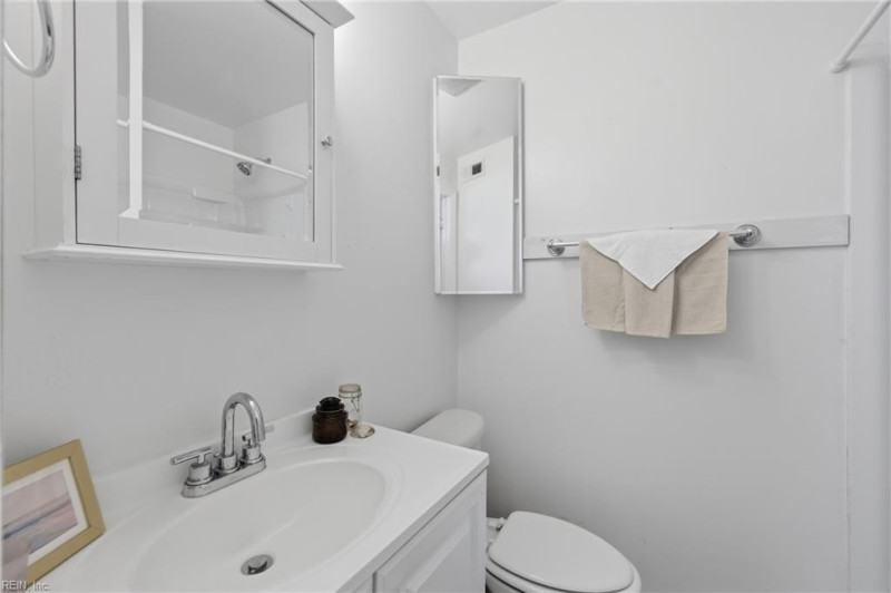 Photo 17 of 27 residential for sale in Norfolk virginia Photo 17 of 27 residential for sale in Norfolk virginia