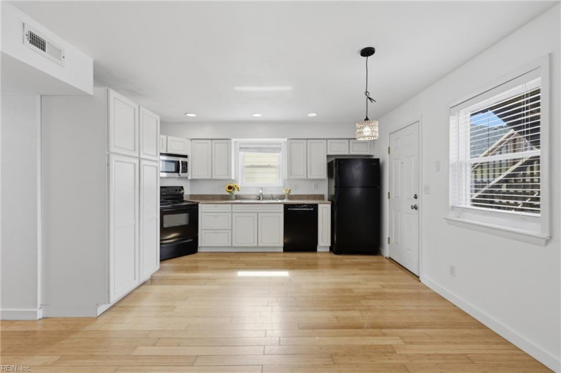 Photo 5 of 27 residential for sale in Norfolk virginia Photo 5 of 27 residential for sale in Norfolk virginia