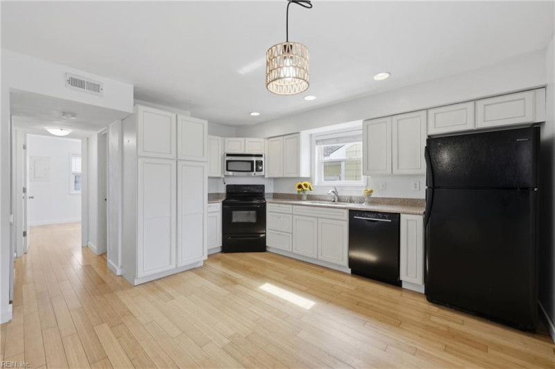 Photo 6 of 27 residential for sale in Norfolk virginia Photo 6 of 27 residential for sale in Norfolk virginia