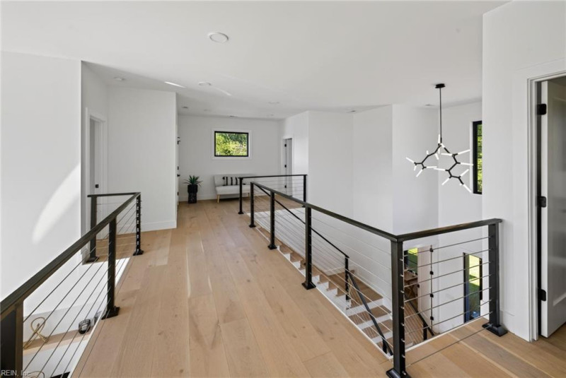 Photo 18 of 39 residential for sale in Virginia Beach virginia
