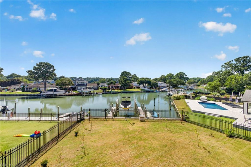 Photo 23 of 39 residential for sale in Virginia Beach virginia