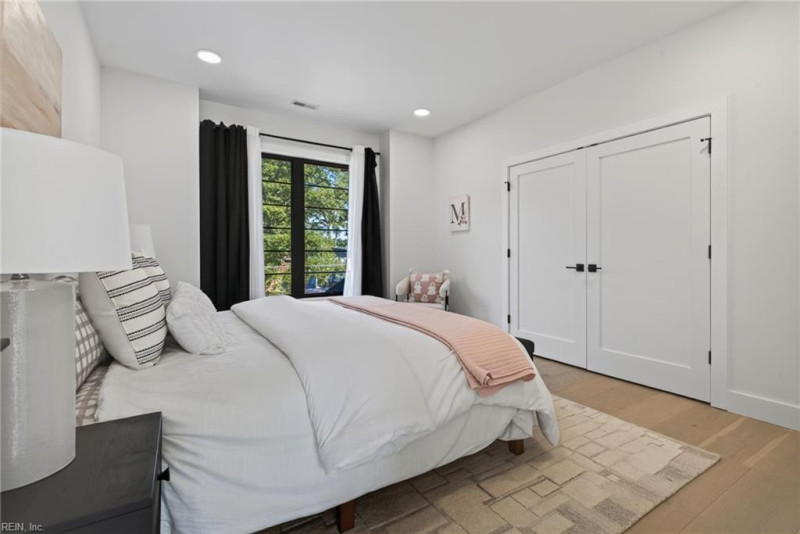 Photo 30 of 39 residential for sale in Virginia Beach virginia