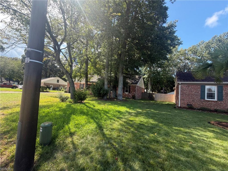 Photo 3 of 26 residential for sale in Chesapeake virginia Photo 3 of 26 residential for sale in Chesapeake virginia