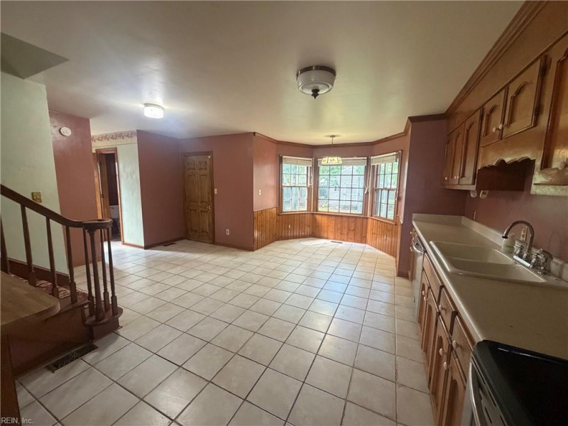 Photo 8 of 26 residential for sale in Chesapeake virginia Photo 8 of 26 residential for sale in Chesapeake virginia