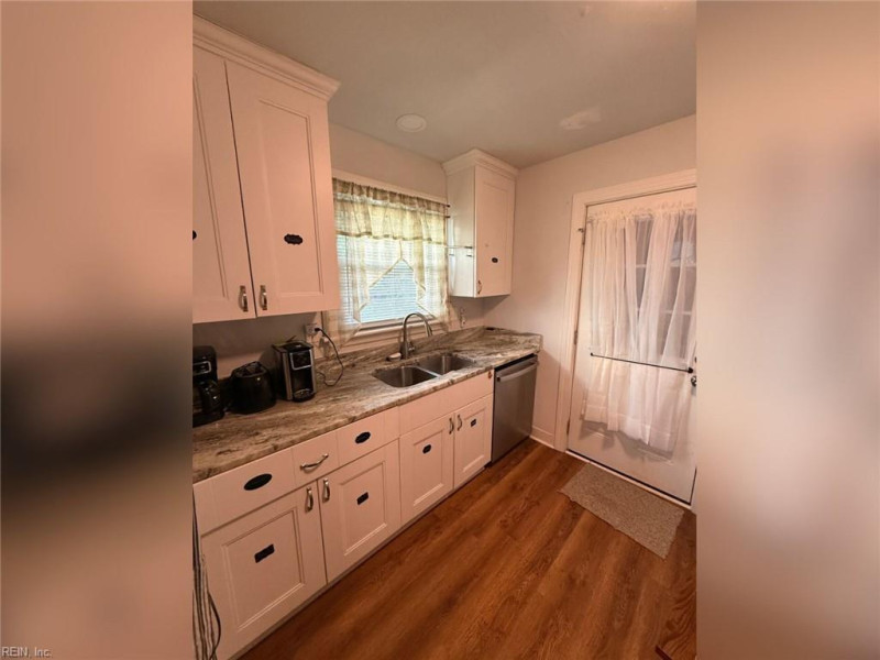 Photo 2 of 3 residential for sale in Norfolk virginia
