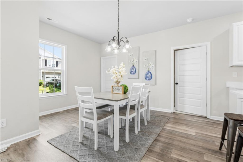 Photo 13 of 43 residential for sale in Norfolk virginia