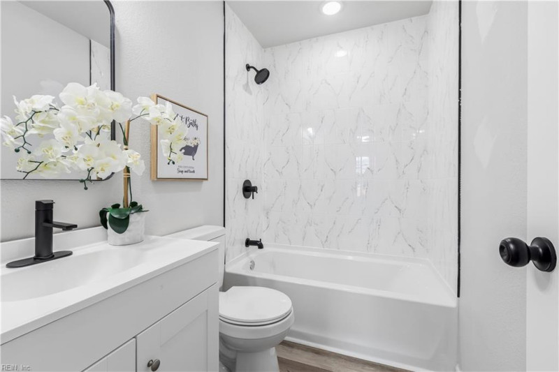 Photo 31 of 43 residential for sale in Norfolk virginia
