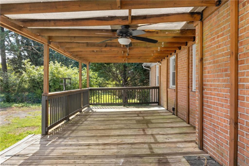 Photo 21 of 24 residential for sale in Chesapeake virginia