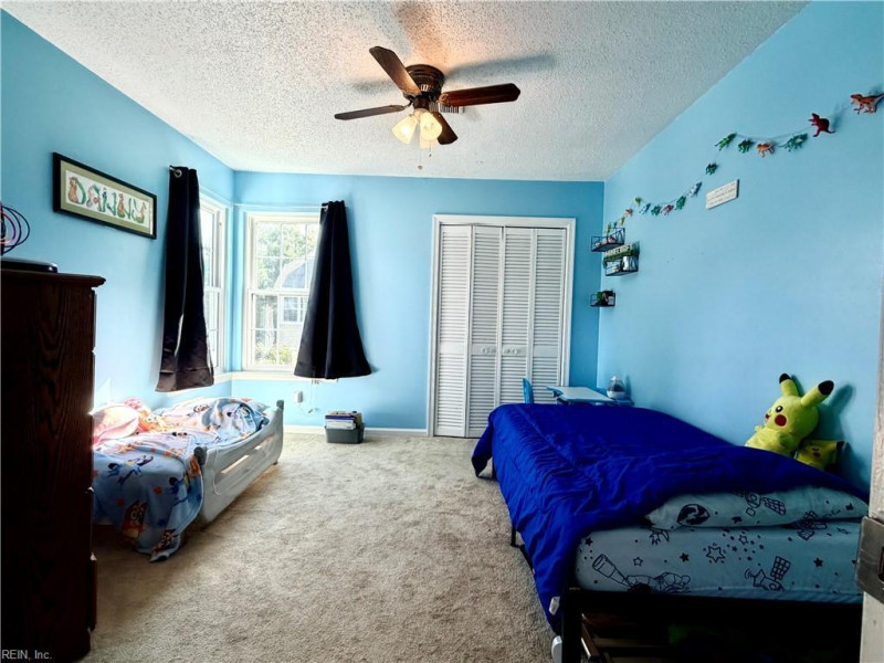 Photo 13 of 18 residential for sale in York County virginia