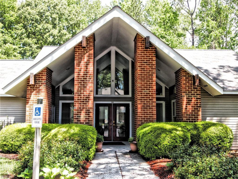 Photo 16 of 18 residential for sale in York County virginia