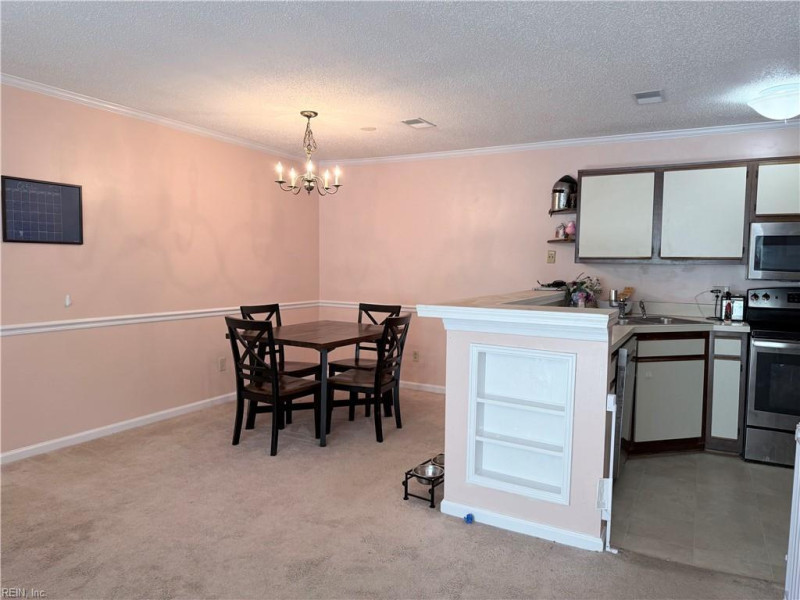 Photo 5 of 18 residential for sale in York County virginia