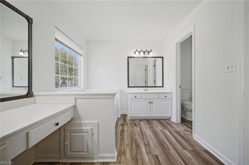 Photo 21 of 43 residential for sale in Suffolk virginia