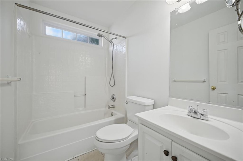 Photo 31 of 43 residential for sale in Suffolk virginia