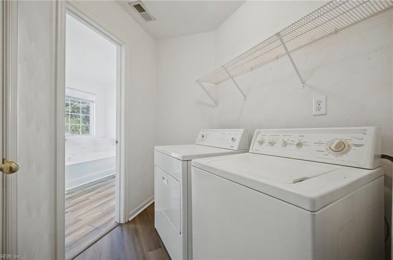 Photo 32 of 43 residential for sale in Suffolk virginia