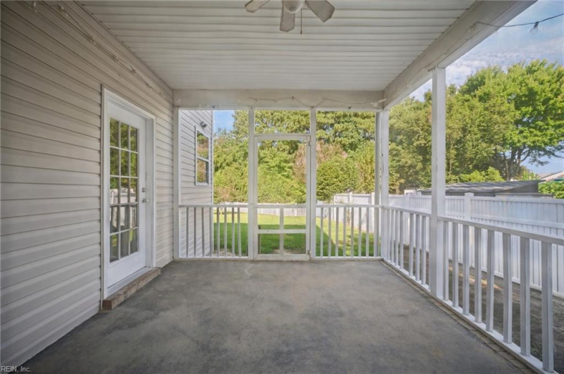 Photo 34 of 43 residential for sale in Suffolk virginia
