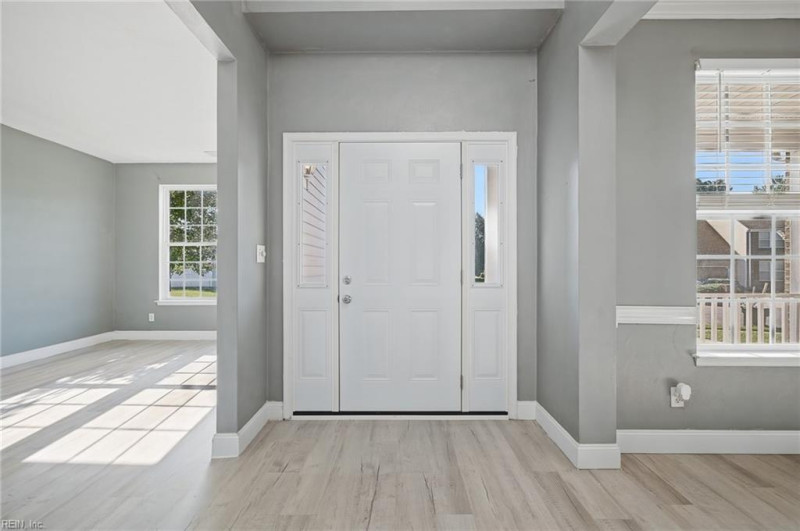 Photo 6 of 43 residential for sale in Suffolk virginia