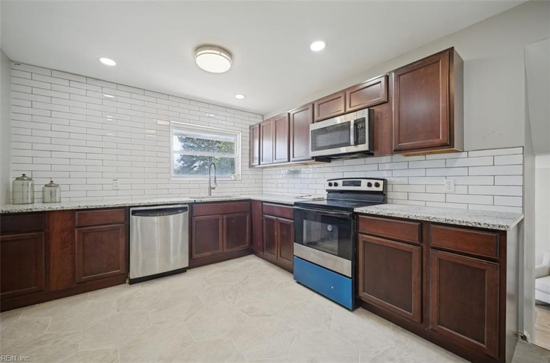 Photo 17 of 34 residential for sale in Hampton virginia Photo 17 of 34 residential for sale in Hampton virginia