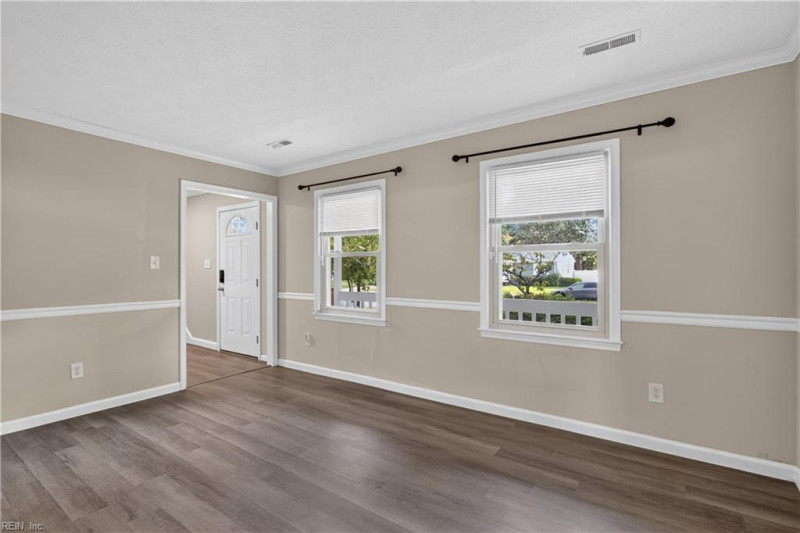 Photo 20 of 36 residential for sale in Hampton virginia