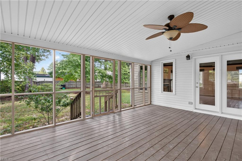 Photo 3 of 36 residential for sale in Hampton virginia