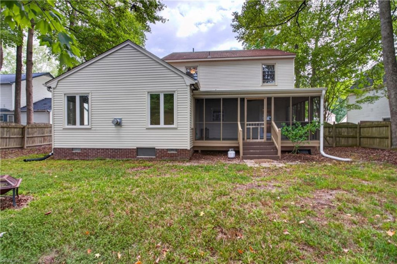 Photo 34 of 36 residential for sale in Hampton virginia