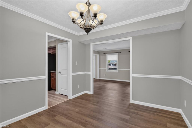 Photo 4 of 36 residential for sale in Hampton virginia