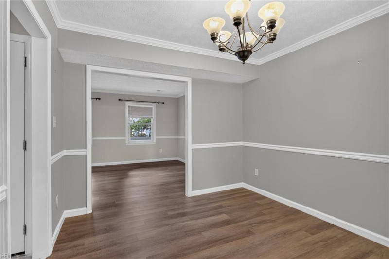 Photo 6 of 36 residential for sale in Hampton virginia