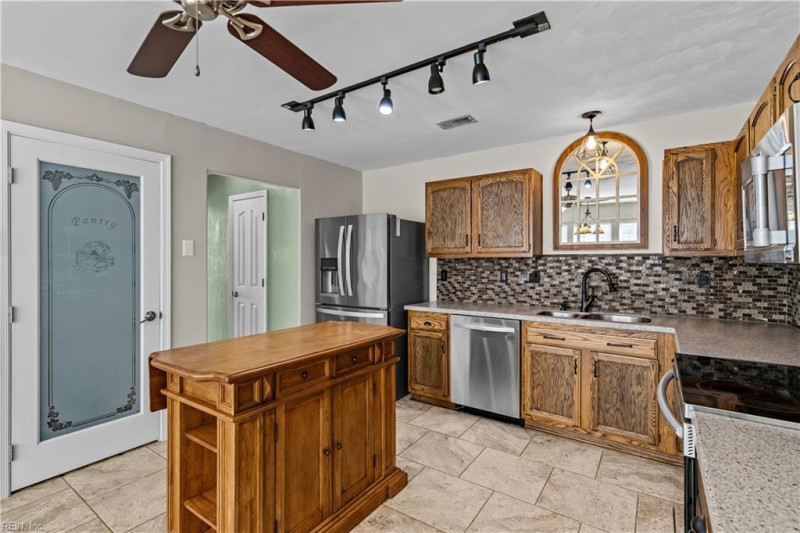 Photo 11 of 50 residential for sale in Suffolk virginia Photo 11 of 50 residential for sale in Suffolk virginia