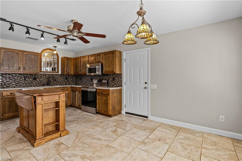 Photo 16 of 50 residential for sale in Suffolk virginia Photo 16 of 50 residential for sale in Suffolk virginia