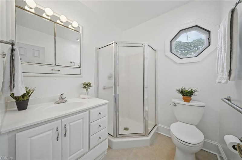 Photo 19 of 39 residential for sale in Chesapeake virginia Photo 19 of 39 residential for sale in Chesapeake virginia
