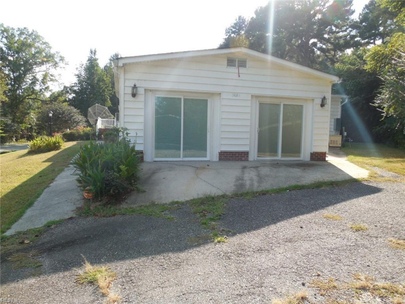 Photo 17 of 24 residential for sale in Gloucester County virginia