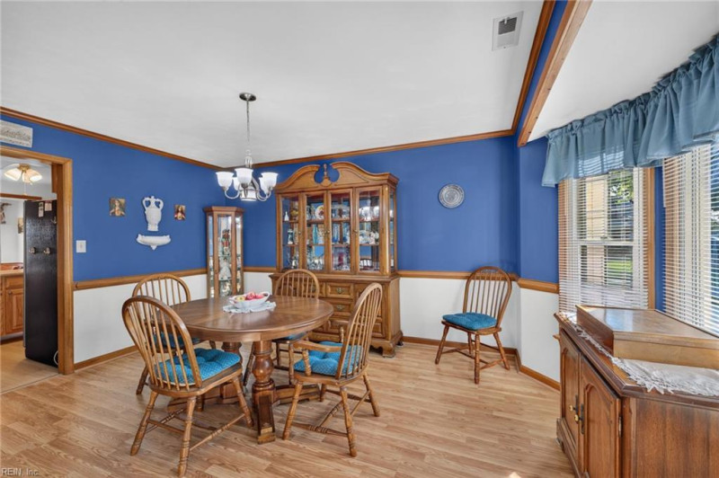 Photo 6 of 37 residential for sale in Virginia Beach virginia