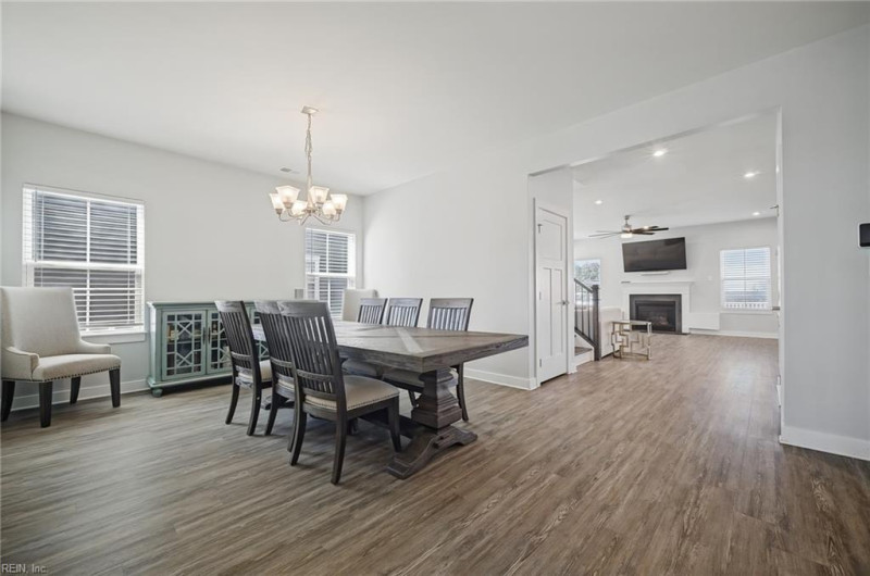 Photo 11 of 48 residential for sale in Chesapeake virginia
