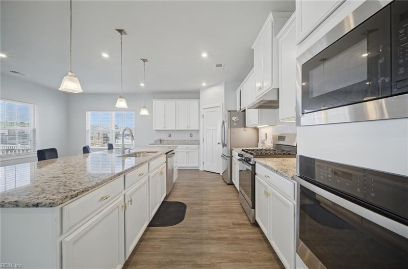 Photo 14 of 48 residential for sale in Chesapeake virginia
