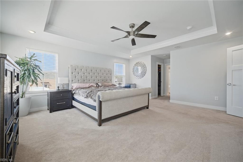 Photo 17 of 48 residential for sale in Chesapeake virginia