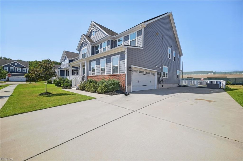 Photo 5 of 48 residential for sale in Chesapeake virginia
