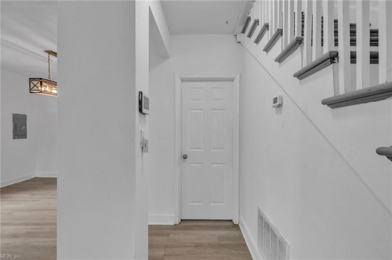 Photo 26 of 49 residential for sale in Portsmouth virginia