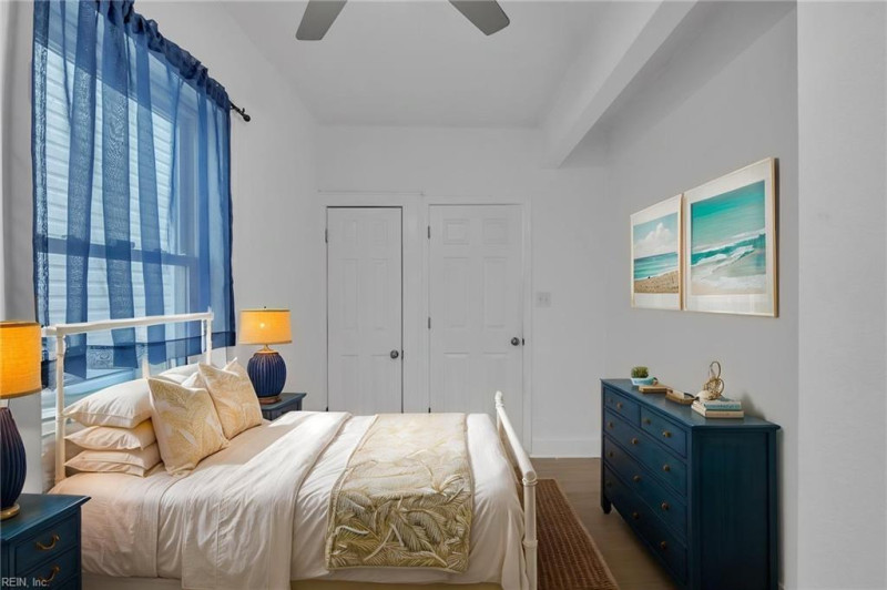 Photo 29 of 49 residential for sale in Portsmouth virginia