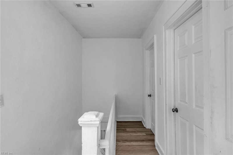 Photo 30 of 49 residential for sale in Portsmouth virginia